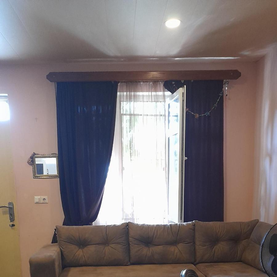 Historical Apartment In City Center تبليسي المظهر الخارجي الصورة